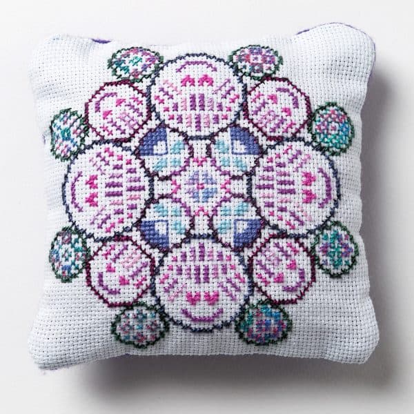 Karen Seelig - Circle Your World